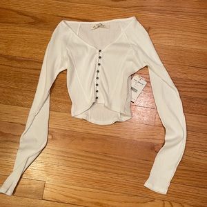 Long sleeve crop top